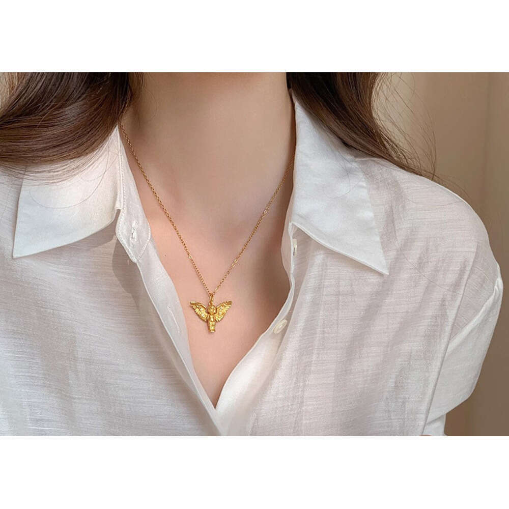 Same Style Cute Little Angel Pendant for Women 2024 New Gold Wings Exquisite Personalized Necklace