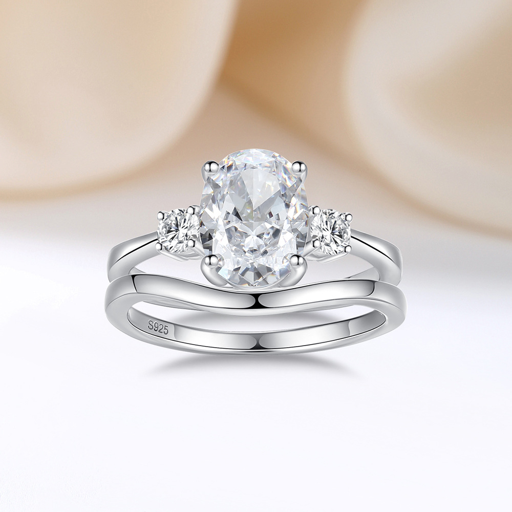 Taiyang New 925 Silver Ring Set for Women, Luxurious 2pcs/set Stackable 2.5 CT Oval Ice Flower High Carbon Diamond Wedding Engagement Ring High Qualit