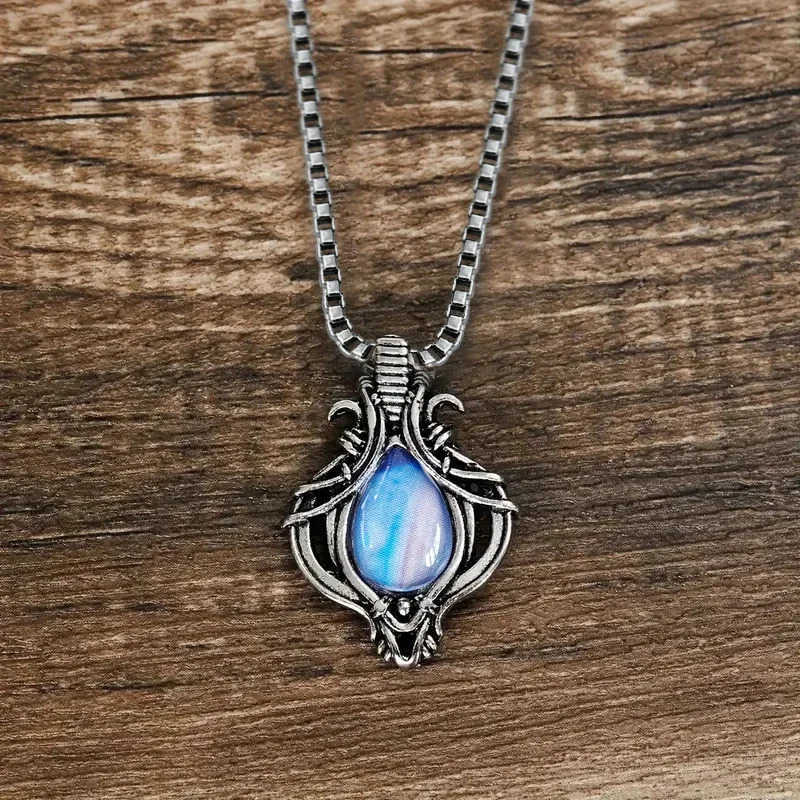 Huitan Gorgeous Chic Pendant Necklace for Women Charming Elegant Temperament Neck Accessories Delicate Fashion Jewelry for Party U251022