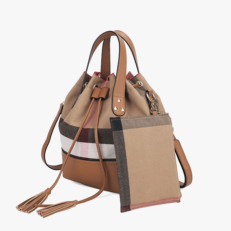 Designer free shipping Plaid tote bag women bag shoulder bag crossbody bag versatile large capacity handbag Stain-resistant white