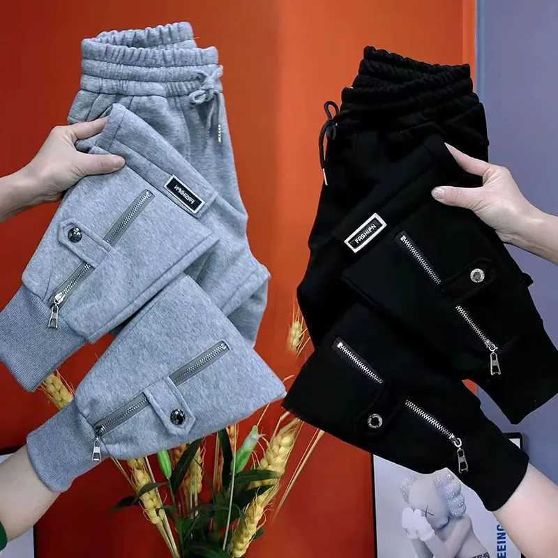 Autumn Winter Women Pants Add Velvet Pants Elastic Waist Zipper Guard Harem Pants Casual Sports Trousers Female Harem PantsT251022