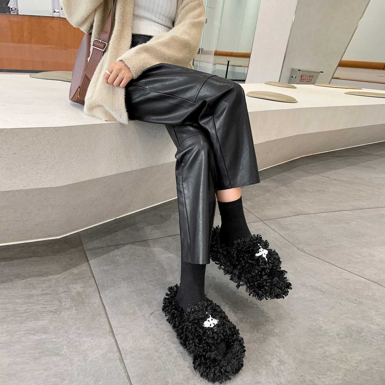 Autumn Winter PU Leather Vintage Womens Ankle Length Pants 2024 New High Waist Zipper Black Straight Pants Female PocketsT251022