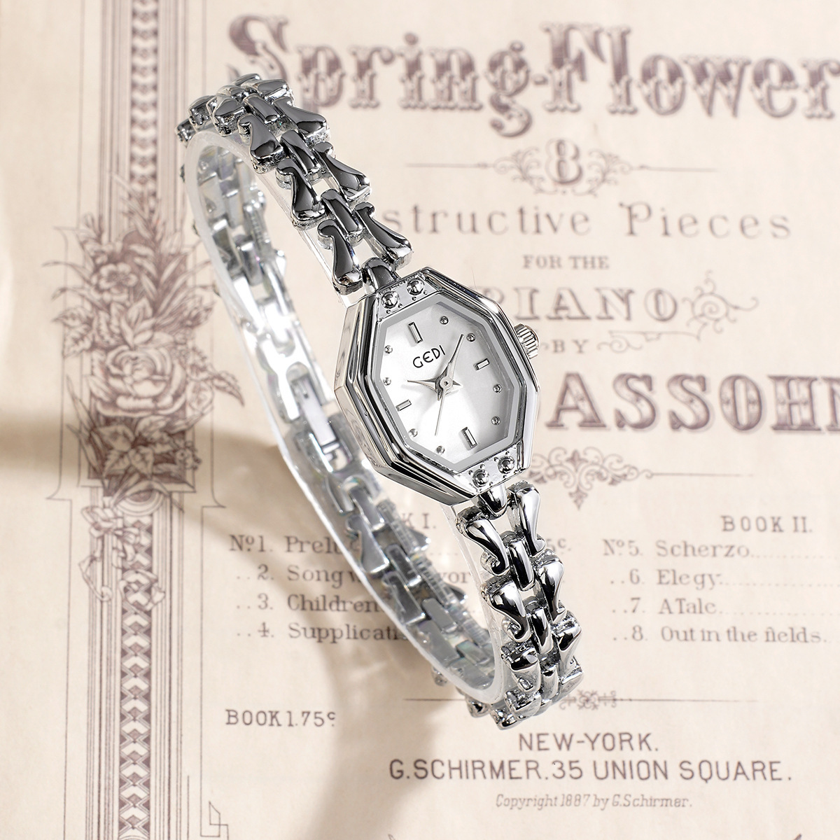 Luxury Watch Designer Watch Goldie Small Exquisite Light Luxury Bracelet Watch Niche High-end Octagonal Women's Quartz Watch