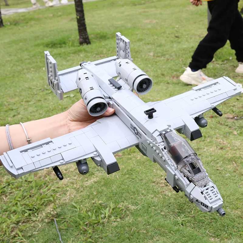 US Military A10 Fighter Building Blocks Arms Vehicle Model New Type Armored Thunderbolt II Plane Bricks Boys Toys J251022