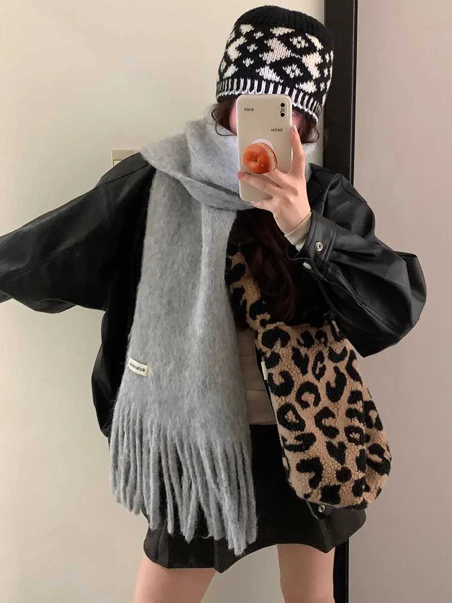 Womens Thick WoolBlend KoreanStyle Gray Knit Scarf For Autumn And Winter Warm And Stylish Perfect For Students J251022