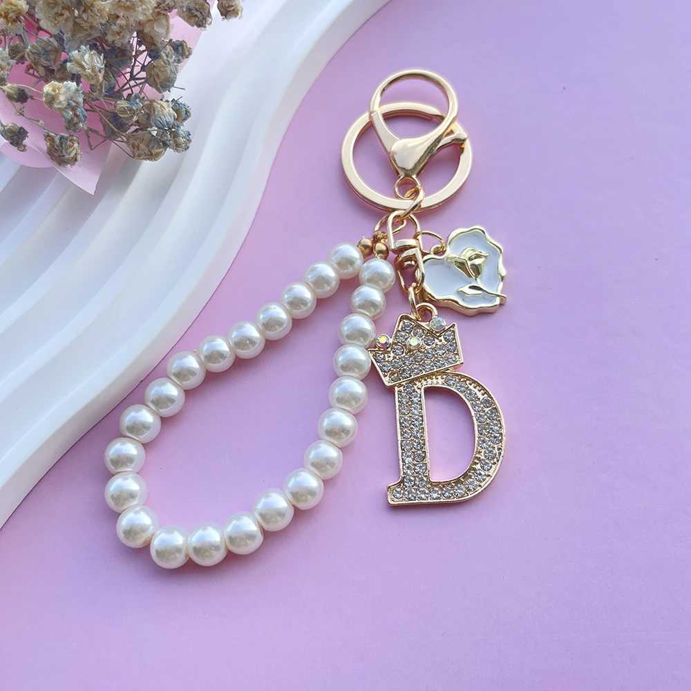 Luxury Crown AZ 26 Letters Roses Metal Keyring Crystal Initial Faux Pearl Resin Beaded Keychain Bag Pendant Women Birthday Gift J251121