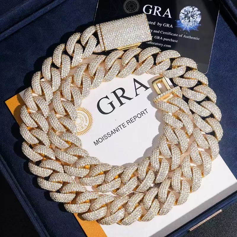 Chic Unisex Statement Accessory: Hypoallergenic Sterling Silver Knotwork Choker Necklace featuring Genuine Lab-Created Diamond Alternative