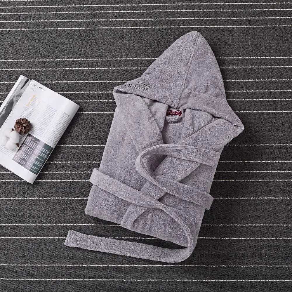 Winter Thick Robe Men Women Toweling Terry Hooded Robe Embroidery Cotton Bathrobe Soft Ventilation Sleeprobe Casual Warmhomewear C251022