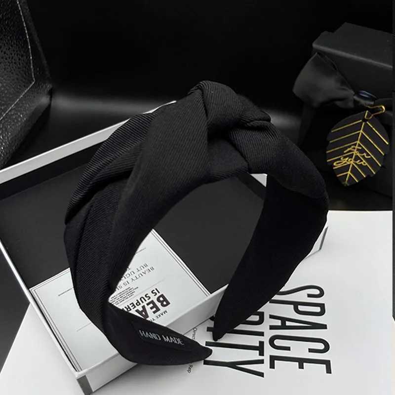 New Fashion Hair Hoop Hair Bands for Women Girls Pleated Wide Edge Solid Color Headbands Wide Hairband Hair Accessories Headwear V251022