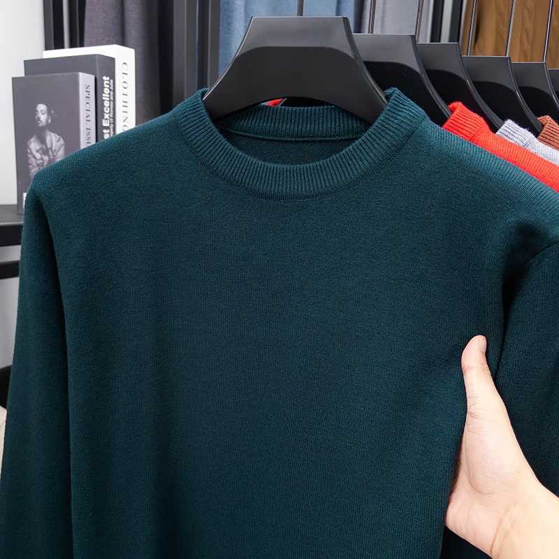 2025 AutumnWinter Thick Sweater Mens Round Neck Knitted Wool Sweater Warm and Versatile Casual Knitted Bottom Sweater MensXJ251022