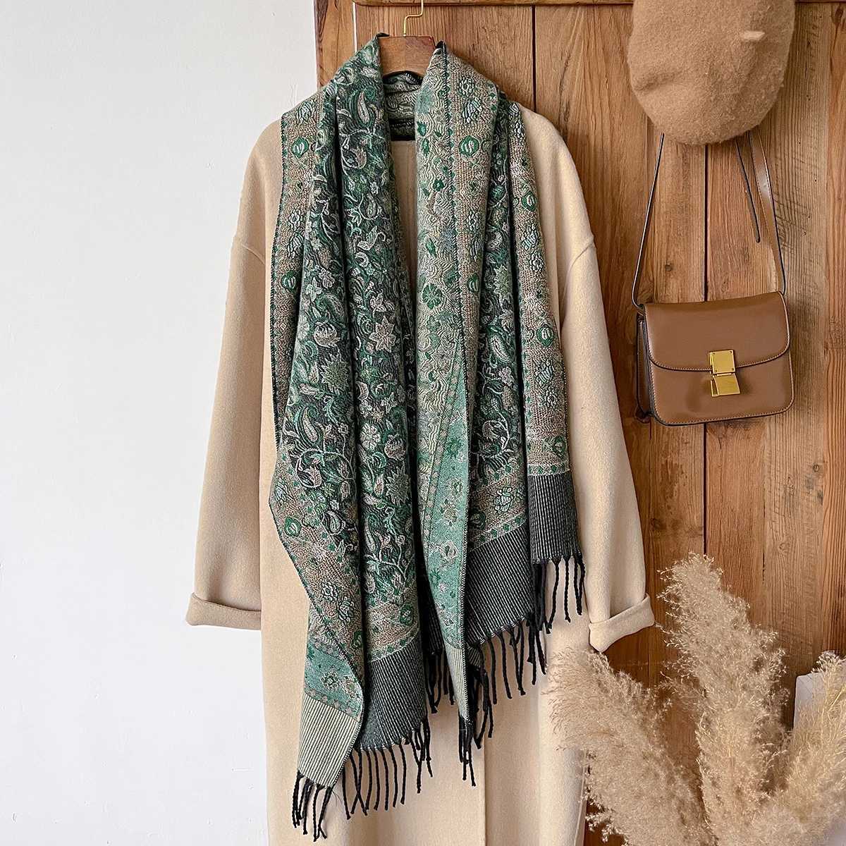 Brand Fashion Womens Winter Cashmere Shawl Vintage Floral Printed Tasseled Oil Painting Style Thick Wrap Echarpe J251118