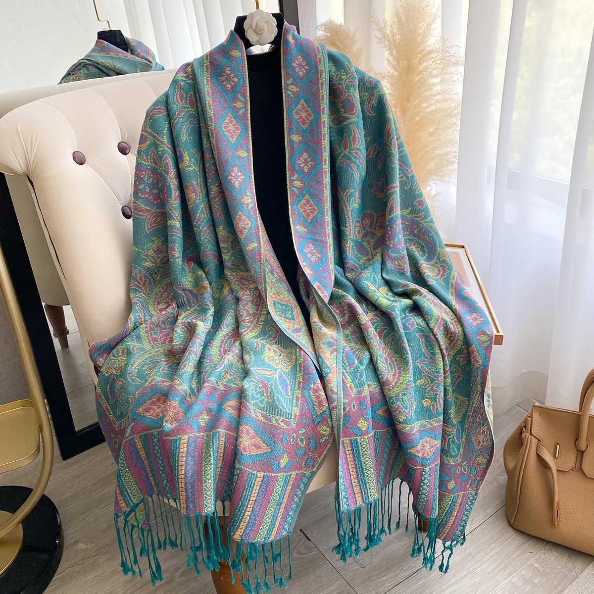 Womens Fashion New Faux Cashmere Winter Scarf Vintage Printed With Tassels Thick Warm TwoSided Outdoor Shawls J251129