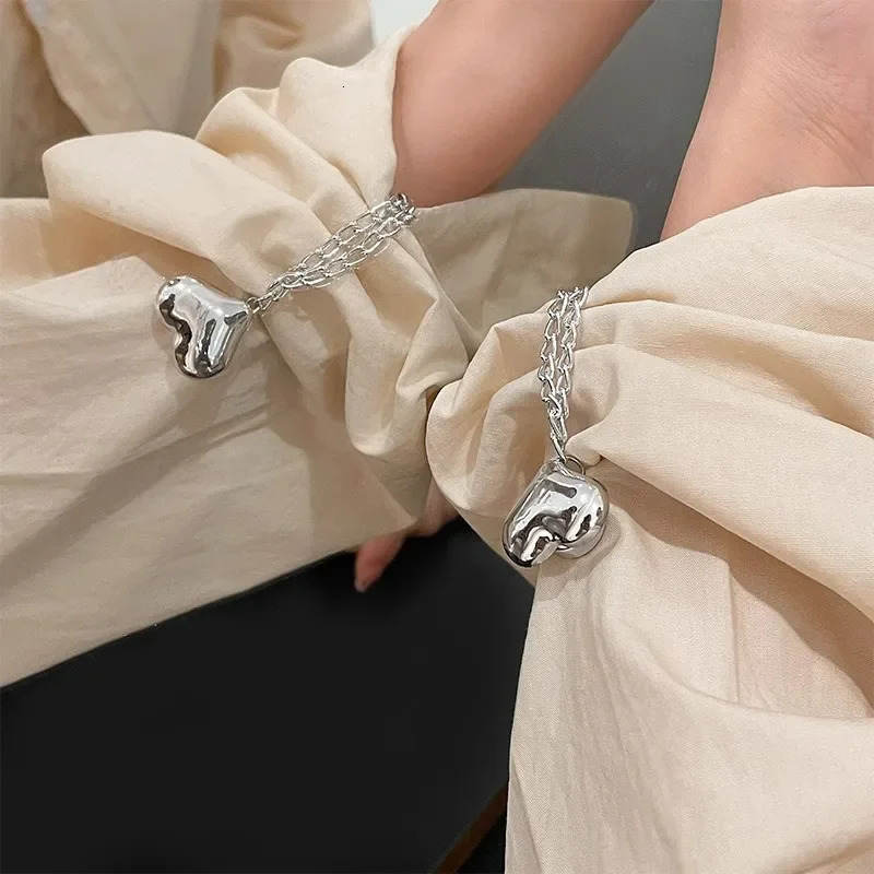 110Pcs Cartoon Magnetic Pants Leg Clip Shorts Trouser Legs Roll Up Pants Leg Clip Trouser Fixing Magnet Pin Sewing Supplies 251022