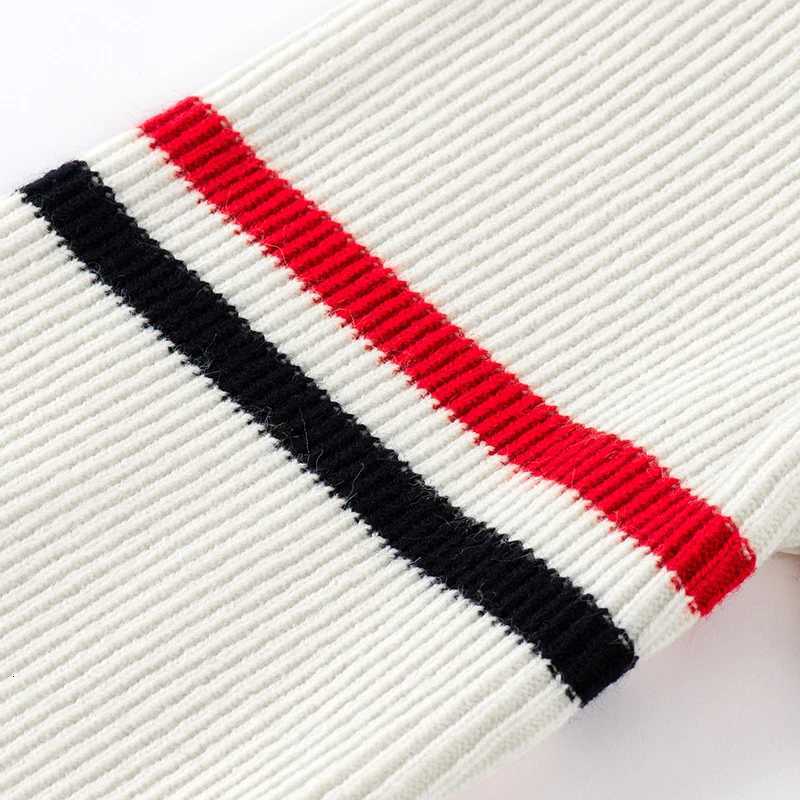 Mens Exquisite Craft Oneck Sweater Autumn Winter Luxury Brand New 3bar Korean Trend Thick Printing Pullover Knitwear MenswearXJ251022