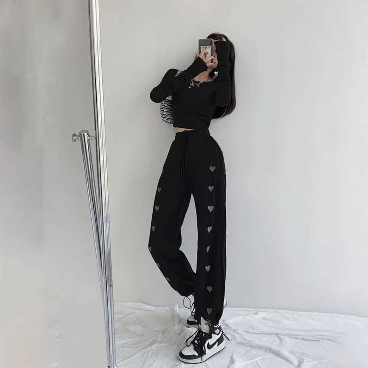 Sweet and Fresh Heartshaped Fashionable New Sports Pants for Women High Waisted Loose Fitting Home Drawstring Casual PantsT251022