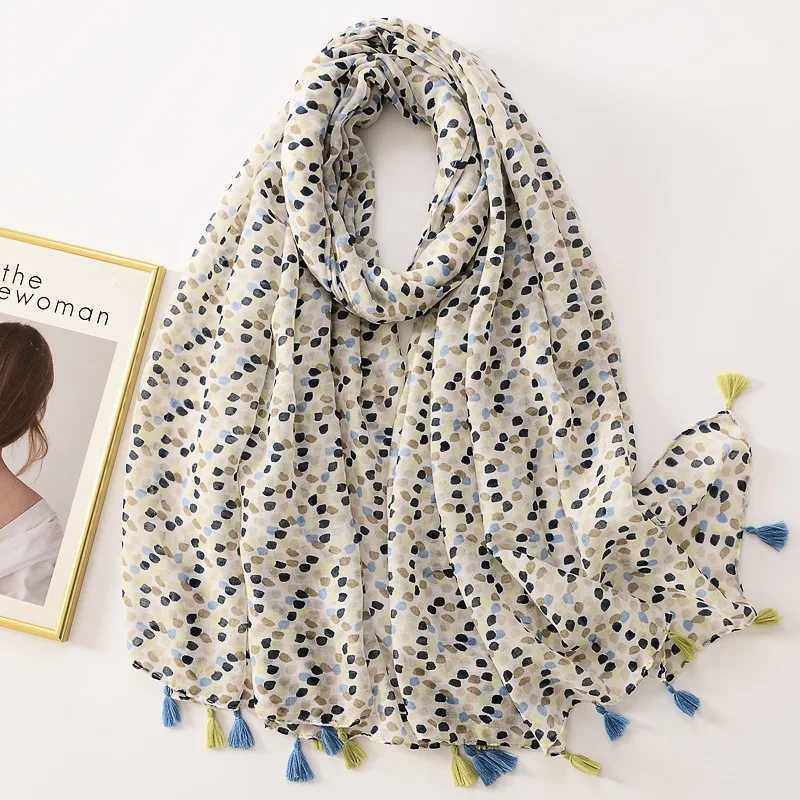 2023 Autumn Fashion Aztec Geometric Tassel Viscose Shawl Scarf Lady High Quality Wrap Stole Bufandas Muslim Hijab Sjaal J251118