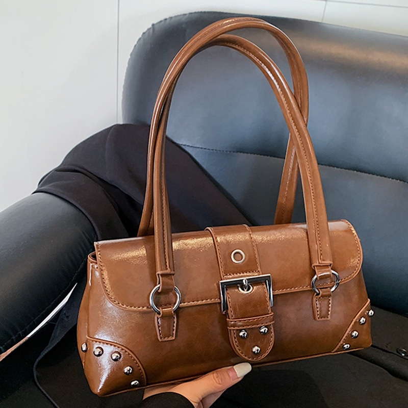 Luxury Brand Designer Bag 2025 Autumn New Style Personality Trend Underarm Bag Fashion Single Shoulder Bag Casual Texture Rivet Women's Bag Tote 