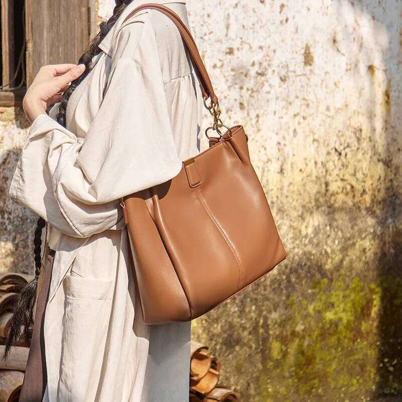 Jonlily Women Genuine Leather Shoulder High Capacity Commuter Female Handbag Totes Crossbody Bag Daybag Purse -Kg2040 Suotong1022
