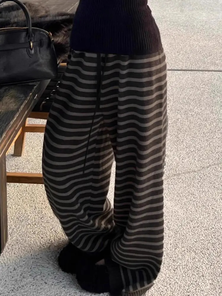 Harajuku Contrast Color Stripe Wide Leg Trousers Vintage Grunge Loose Knitted Casual Pant Y2k Aesthetic Women Straight Pants 251017