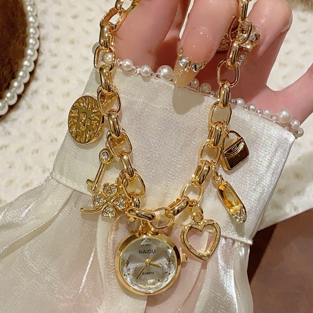 Designer Watch Wind Pendant Bracelet Watch For Women Trendy Jewelry Bracelet Luxury Watch Style Quartz Watch High-end Feel Wristwatch Live Streaming M