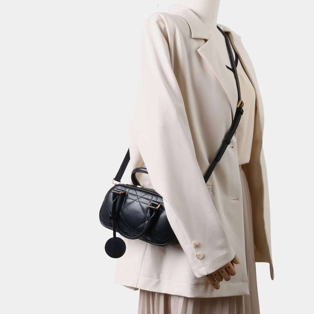 2025 New Dia Pattern Boston High Quality Women's Handbag Vintage Style Shoulder Crossbody Bag Polyester Lining Zipper