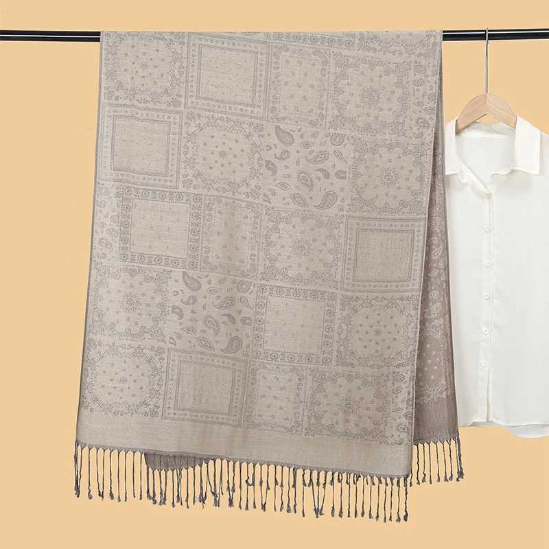 New 70x190CM Luxury Silk Scarf Shawl Wrap Paisley Jacquard Flowers Borders Layers Reversible Classic Tassels For Women J251118