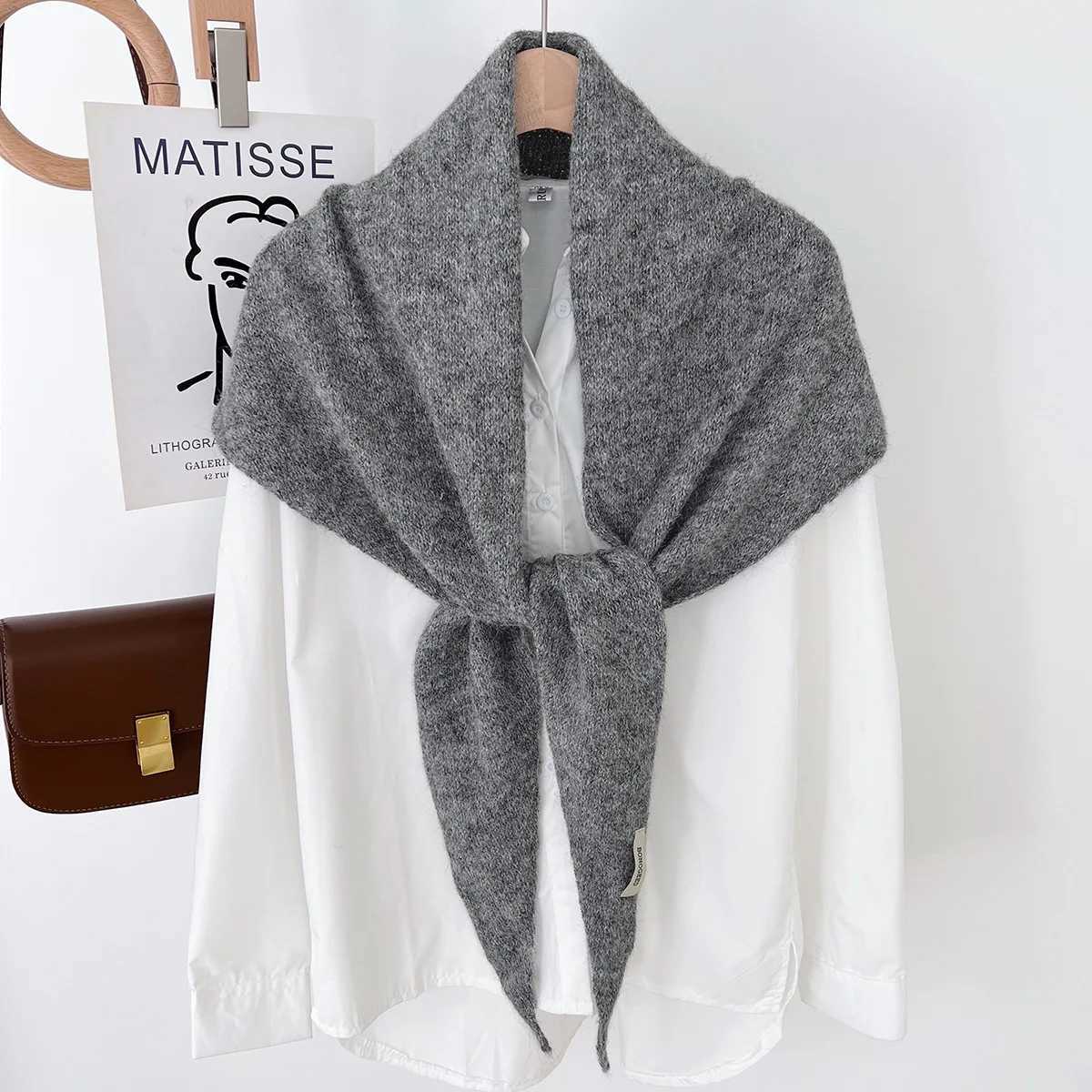 Big Size Wool Korean Style Knitted Triangular Scarf Women Winter Warm Headscarf Shawl Sold Color Neckerchief Kerchief Hijab J251118