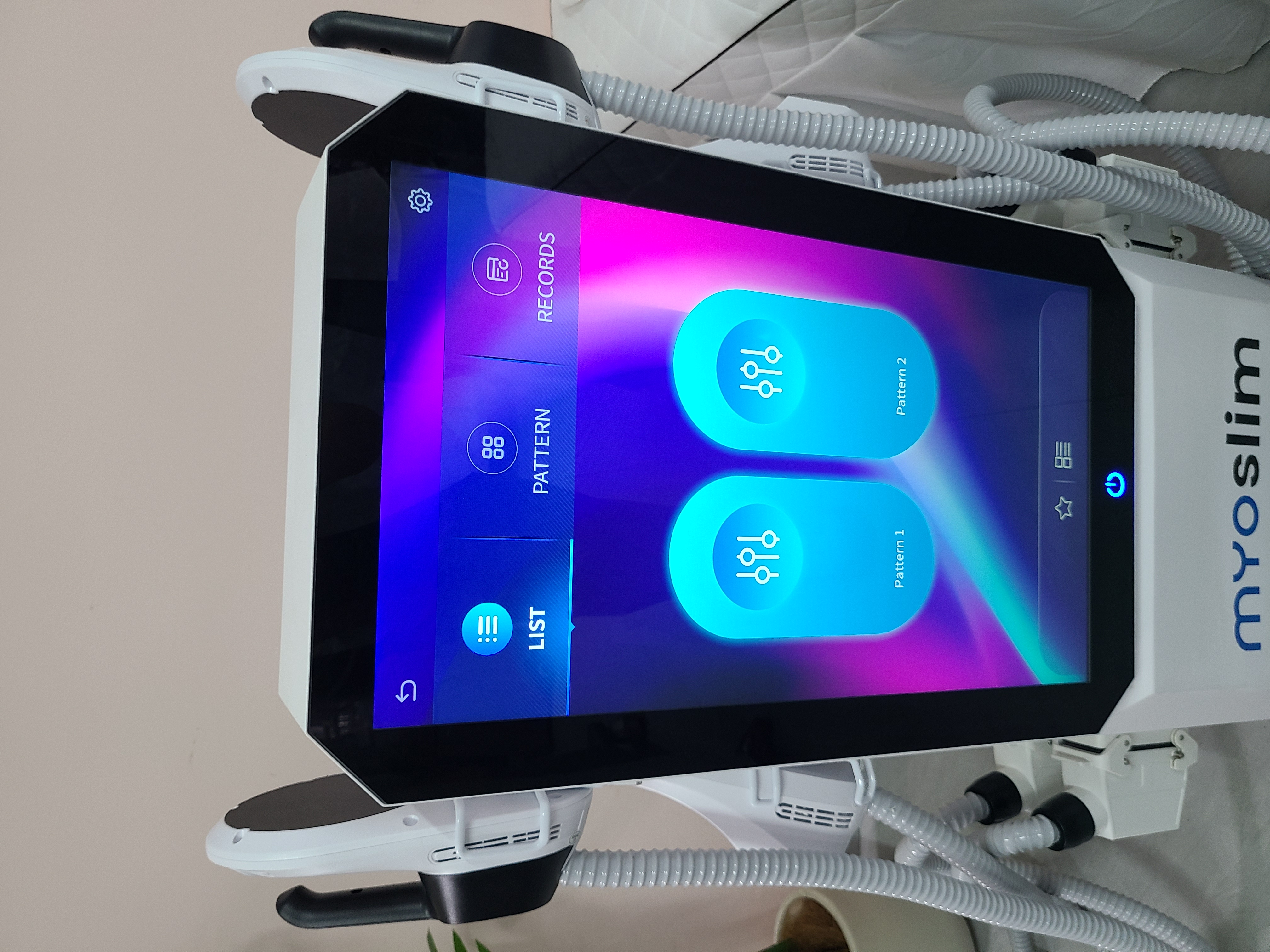 Professional EMS Body Slimming Machine With HI-emt Technology 6500W 15 Tesla 200HZ MYOSLIM For Fat Reduction Build Abs and Tighten Skin