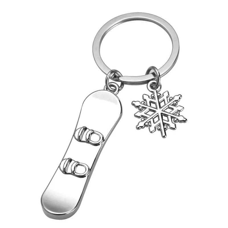 New Fashion Mini Snowflake Snowboard Keychain Pendant Ski Games Sled Board Key Chain Keyring Sports and Snow Festival Gift J251121