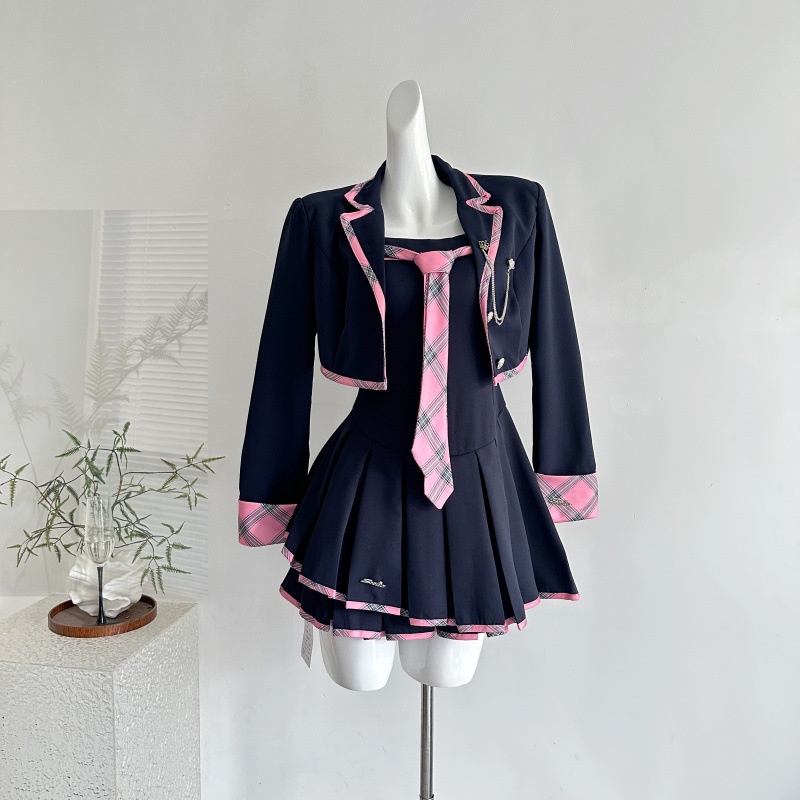 2025 Idol Luxury Autumn/Winter New Singer Autumn Academy Style Designer Slimming Design Dress Jacket