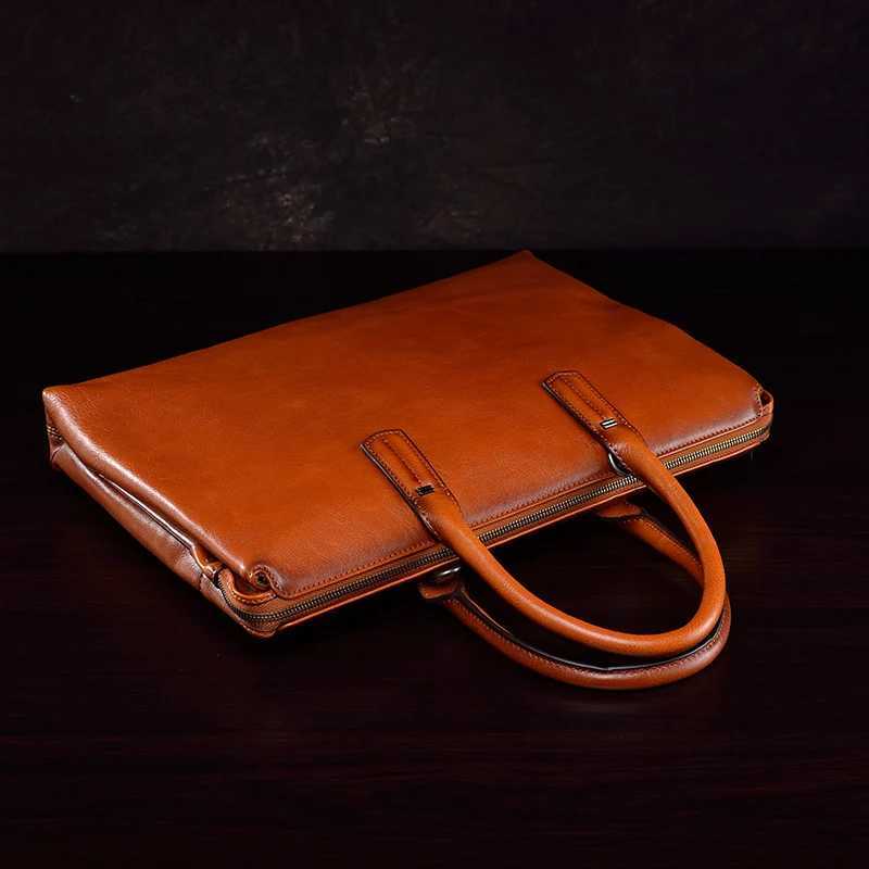 2025 New Genuine Leather Mens Briefcase Cowhide Handbags Business Casual Large Capacity Computer Bag Shoulder Messenger Bags W251022