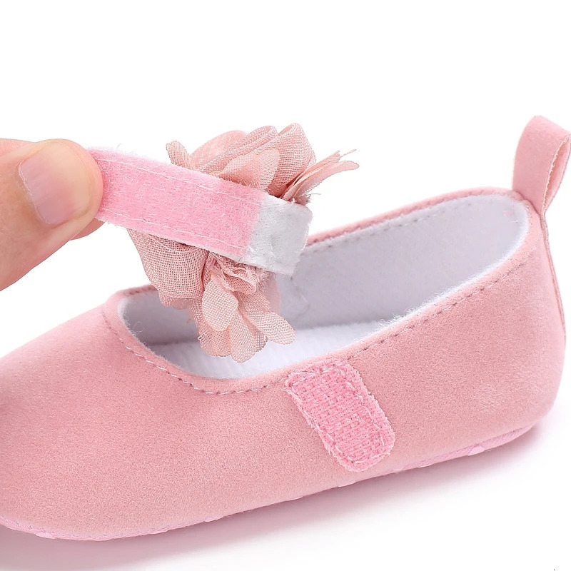 Baby Girls Fashion Lace Solid Color Princess Shoes Comfortable Soft Sole NonSlip Toddler White Baptism First Walker 251022