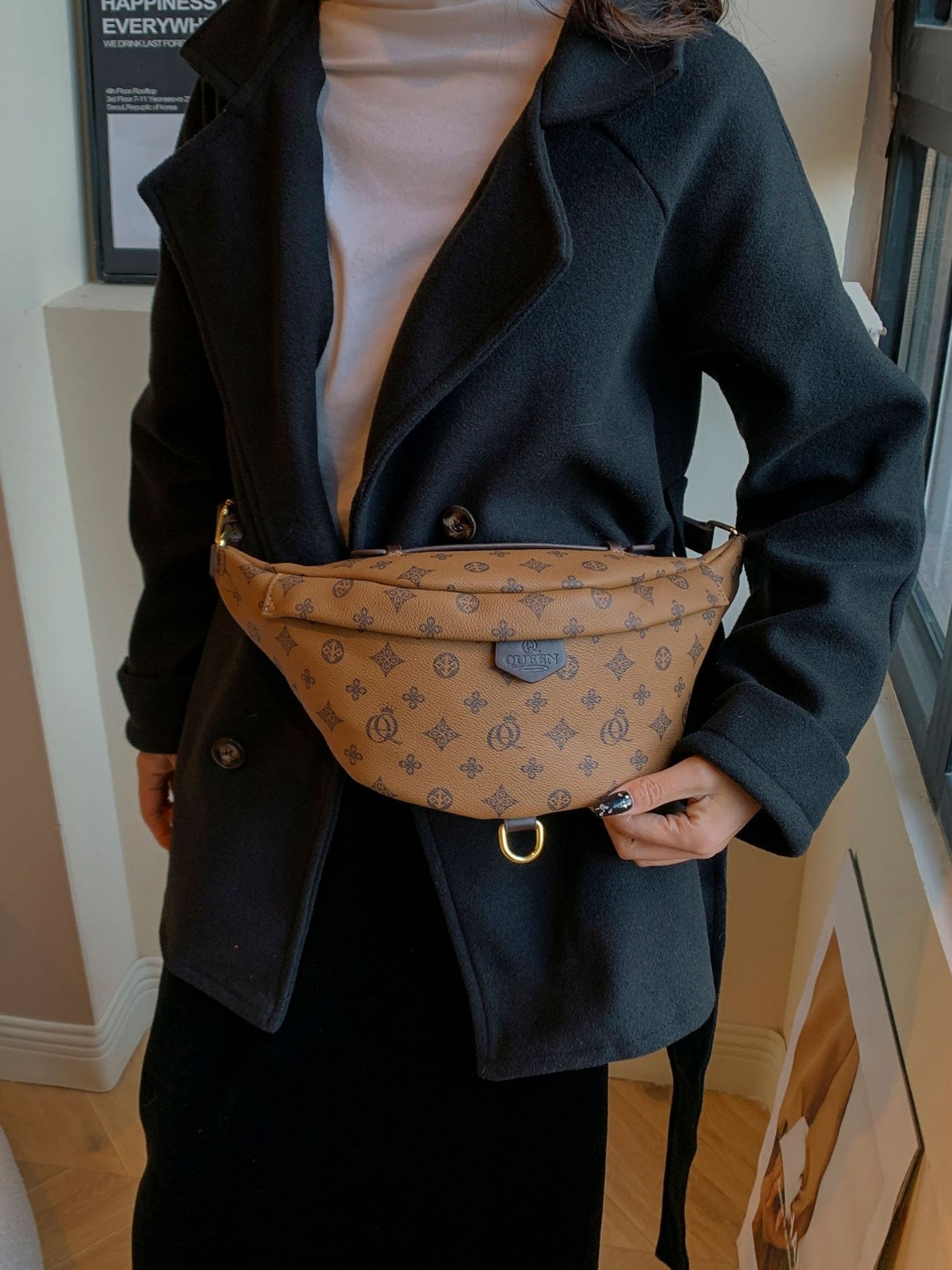 New Fashion Printed Breast Bag Large Capacity Waist Bag Female Retro Trend Motorcycle Bag Female Shoulder Bag