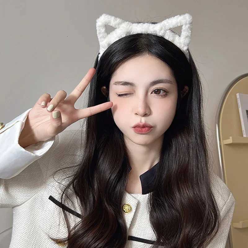 Plush Cat Ear Lolita Headbands Girls Cartoon Furry Hair Bands Hoop Women Cosplay Costume Party Headwear Korean Hair Accessories V251022