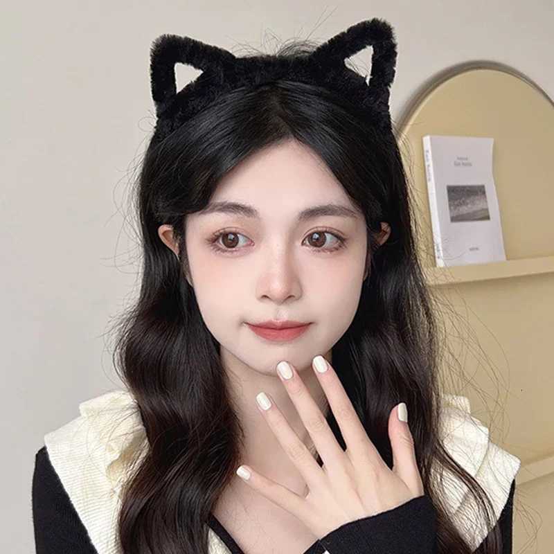 Plush Cat Ear Lolita Headbands Girls Cartoon Furry Hair Bands Hoop Women Cosplay Costume Party Headwear Korean Hair Accessories V251022