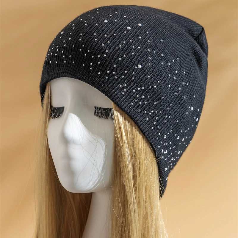 Hot Sale Women Casual Winter Fall Hat Stylish Shiny Rhinestone Decor Womens Beanie Outdoor Streetwear Knitted Hat J251022