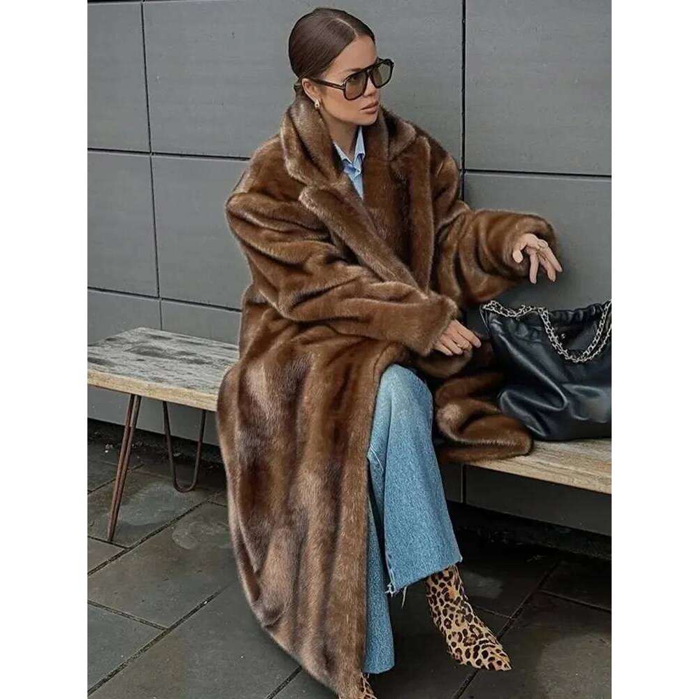 Woman Mixed Color Long Faux Fur Coat Fashion Lapel Collar Full Sleeve Loose Overcoat 2025 Winter Lady Warm High Street Outwear