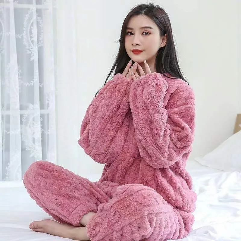 1Set Autumn Winter Women Solid Warm Set Thicken Velvet Set Pullover Pant Female Casual Pajama Set Comfort Girl Warm Home Clothes 251022