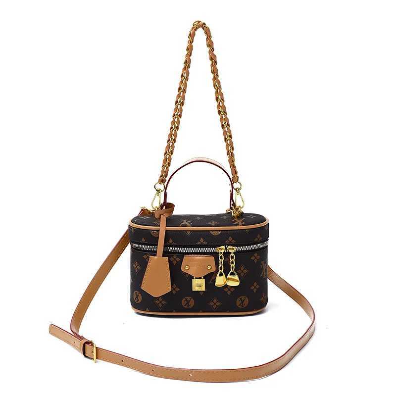 Vintage Mogram Bucket Bag Lightweight Crossbody Purse for Wen Luxe Top Handle Tote Cpact Shoder Bag Versatile Bag Y251022