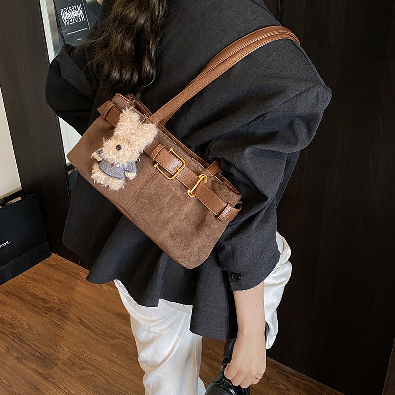Luxury Brand Designer Bag Niche High-End Commuter Single Shoulder Bag For Women 2025 New Autumn Winter Versatile Matte Underarm Bag