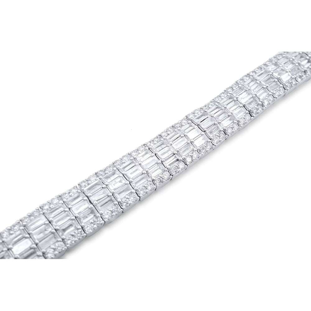 New Premium Jewelry 14k White Gold Emerald Cut Silicon Stone Inlaid Bracelet for Sale at the Best Price