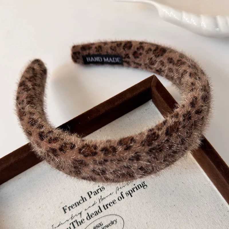 Autumn Winter Plush Brown Leopard Print Headband Woman Retro Temperament Hair Hoop Lady Party Hair Band Fashion Hair Accessories V251022