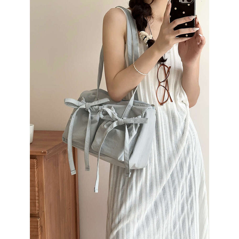 Korean Nylon Tote Large Capacity Women's Casual Shoulder College Student Class Bowknot Morning Commute Bag B5