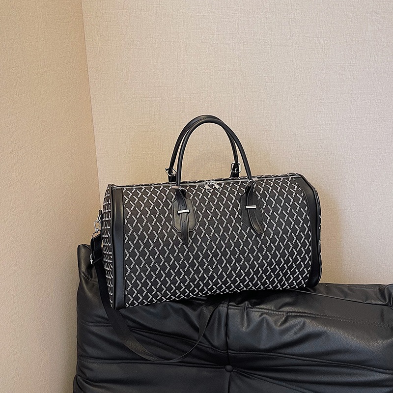 New Lingge Travel Bag Large Capacity Waterproof Shoulder Cross-Body Handbag Trend All Luggage Boarding Bag 2025s hot