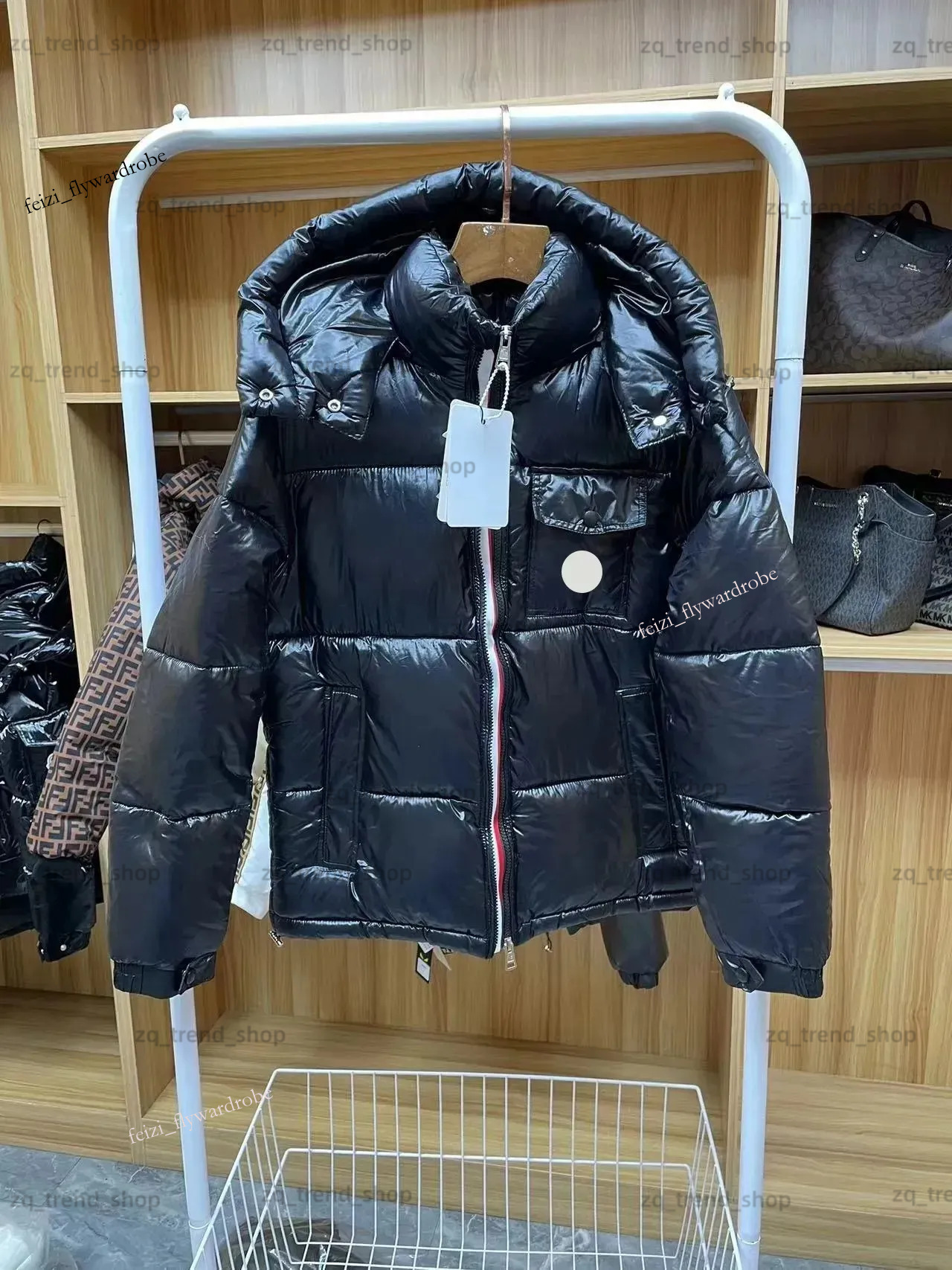 Designer men's White duck down jacket high-quality women puffer jacket Vest Winter thickening outdoor Jackets Classical Black White down parkas Couple be