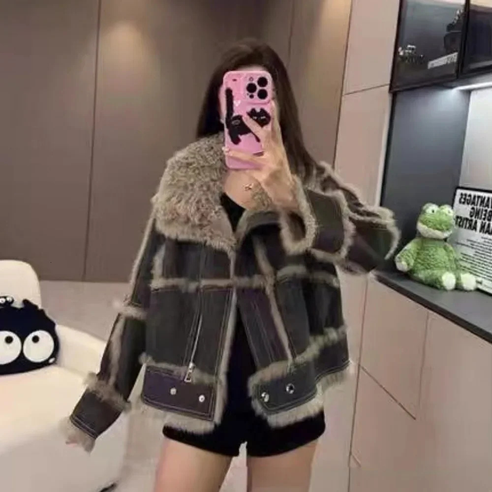 Winter Jacket Women 2024 Spring and Autumn Short Fur Sheepskin Tanned Suede Fabric Natural Rabbit Lining Fashion 251015