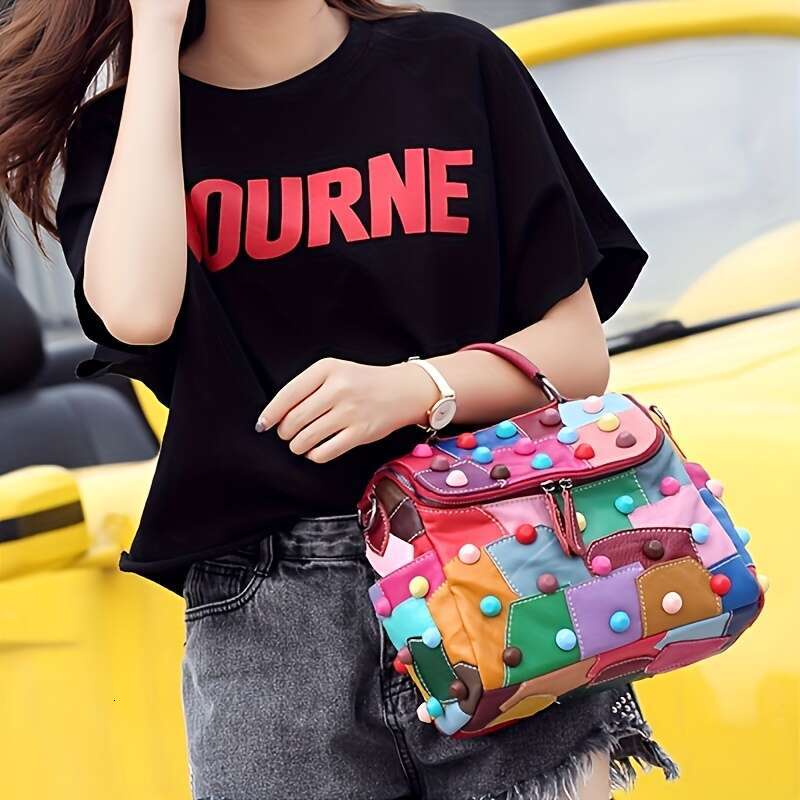 1Pc Geometric Pattern Handbag - Detachable Shoulder Strap, Zipper Closure, Polyester Lining, Multi-Functional Spacious Messenger Bag With Random Patch