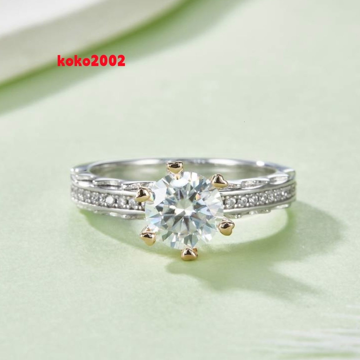 Hot Selling Fashion 925 Silver 10ct Moissanite Ring With Two Color Round Shape Simple Silver Plated Rings for Weddings