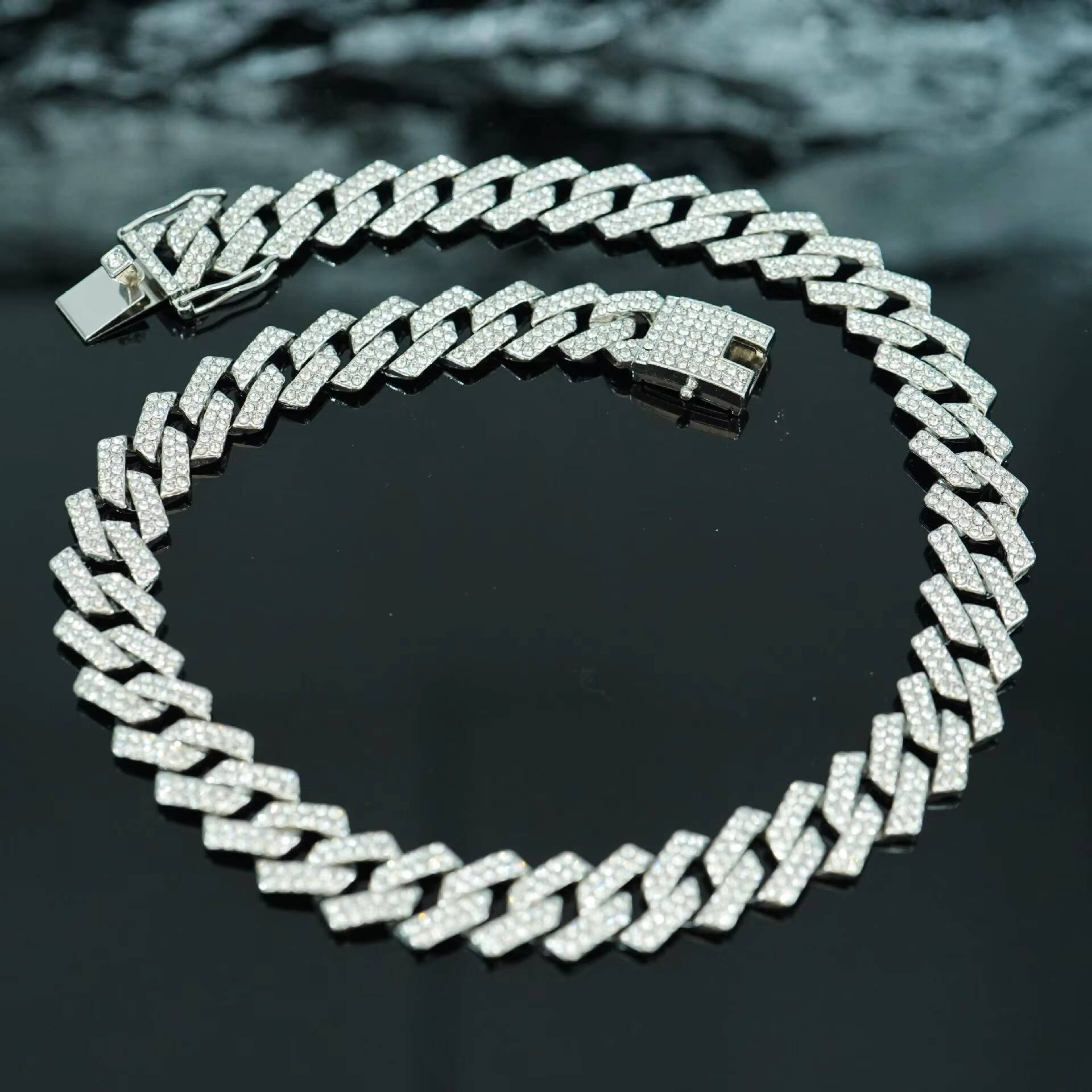 European American 15mm Alloy Full Diamond Cuban Chain Double Row FourSided Hip Hop Link Butterfly Shape Mens Jewelry Necklace