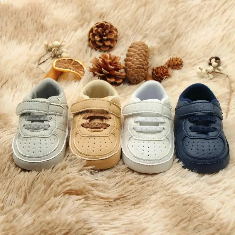 Selling Baby Casual Sports Shoes Spring and Autumn Girls Boys High Quality Rubber Sole Anti Slip Prewalker 251022